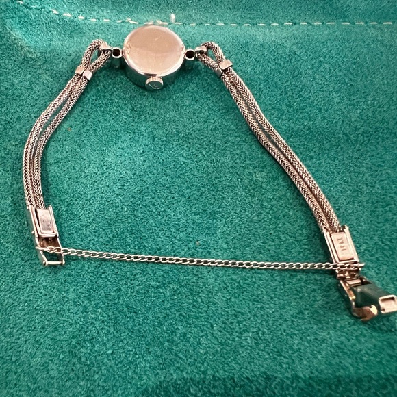 Movado ladies watch - Picture 11 of 16